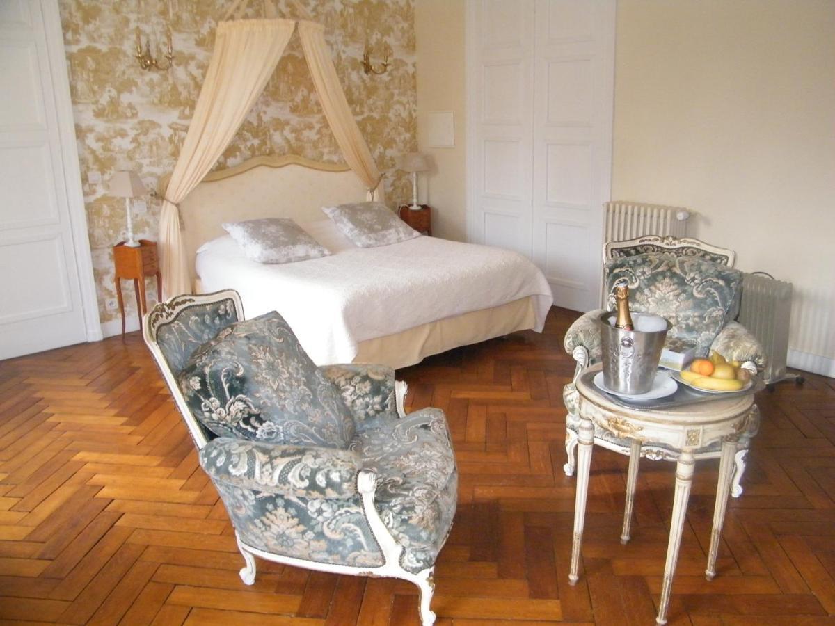 Chambres D'Hotes Chateau De Damigny Saint-Martin-des-Entrees Exterior photo
